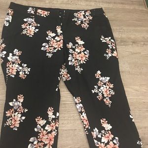 Alie ankle length floral stretch pants